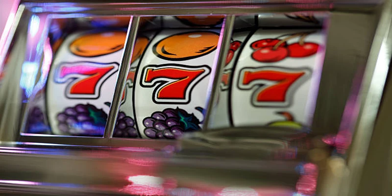 how to play casino games online